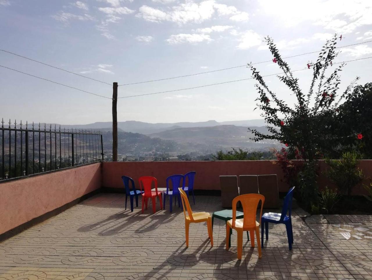Хостел Gondar Backpackers Екстер'єр фото