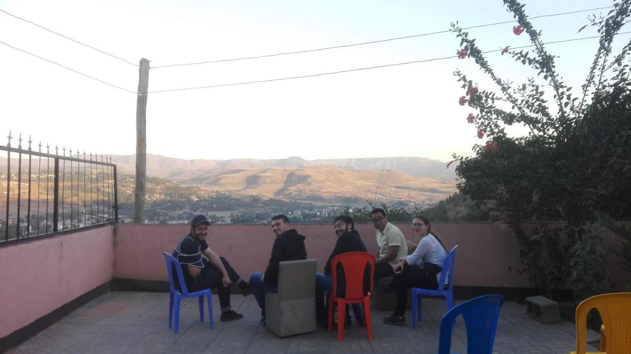 Хостел Gondar Backpackers Екстер'єр фото