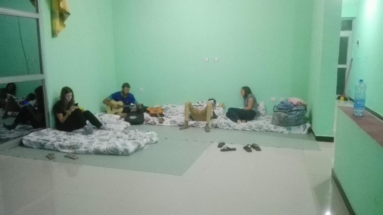 Хостел Gondar Backpackers Екстер'єр фото