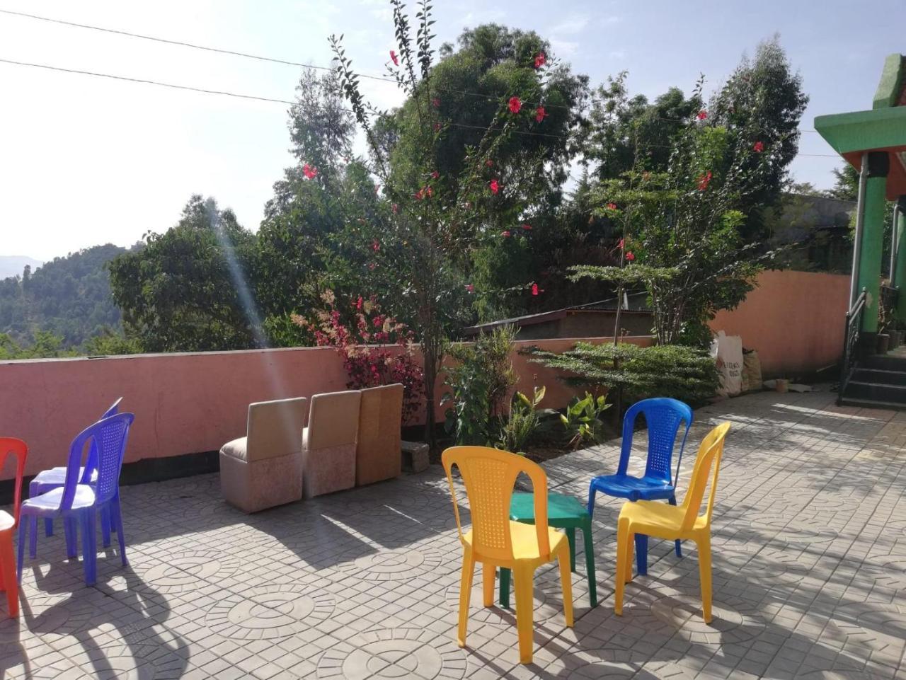 Хостел Gondar Backpackers Екстер'єр фото