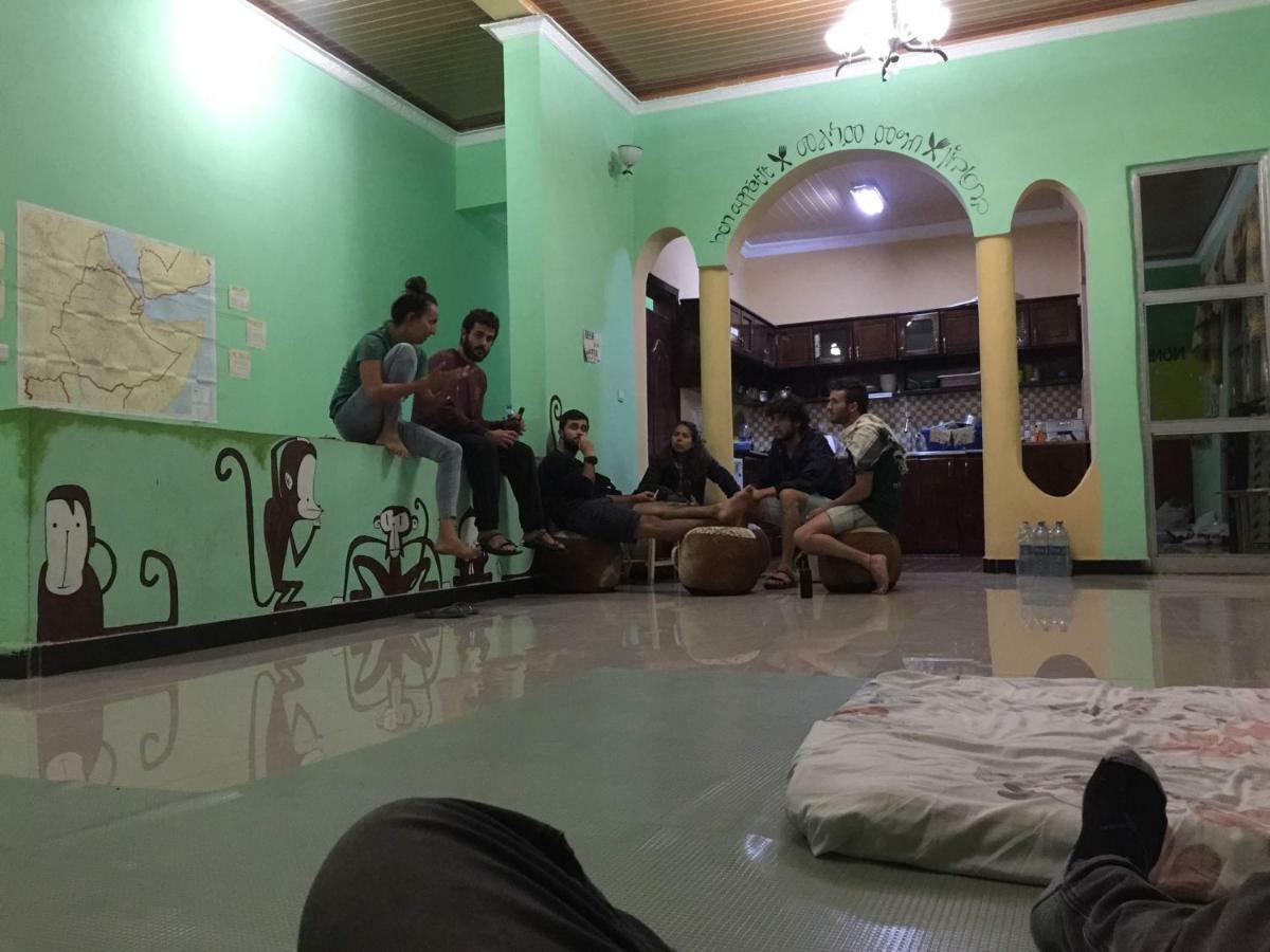 Хостел Gondar Backpackers Екстер'єр фото